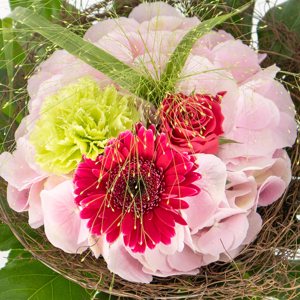 43717-blumenstrauss-hortensienzauber-2.jpg