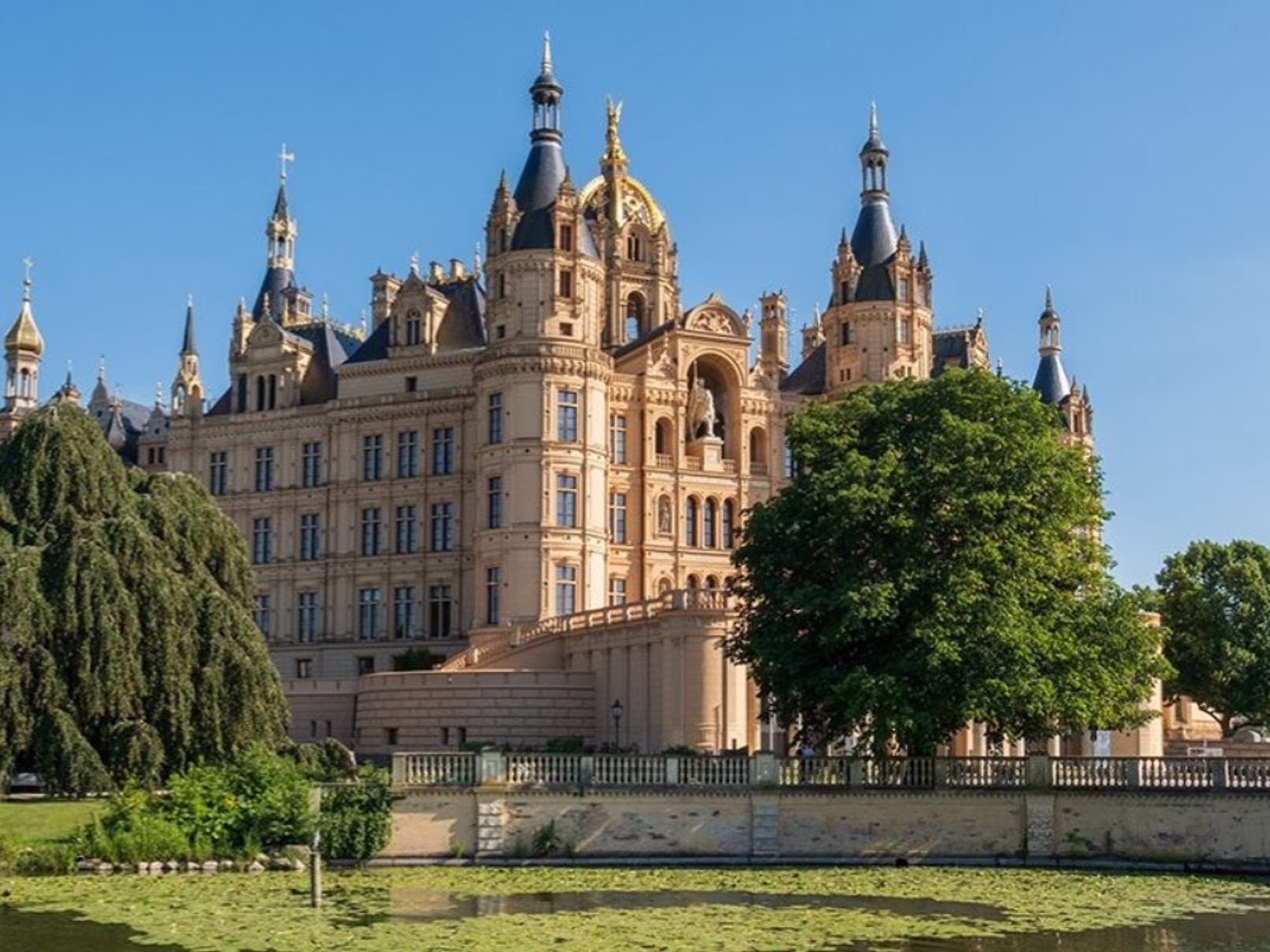 Flower delivery in Schwerin
